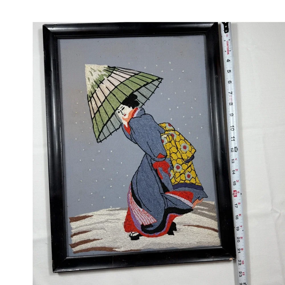 Vintage Asian Japanese Hand Geisha Wall Art‎ Crewel Kimono & Wagasa *see pics**